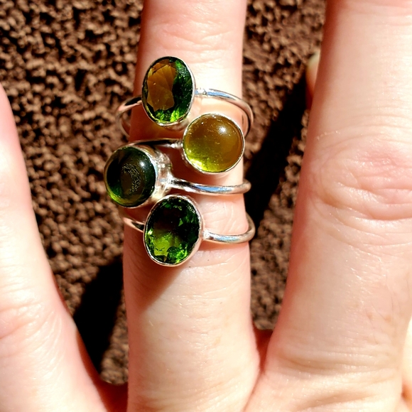 New Peridot Silver Ring. - Picture 6 of 8